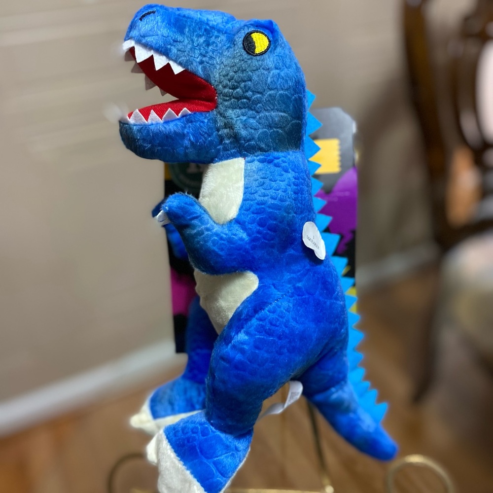 Brand New Kensington Dog Toy With Squeaker